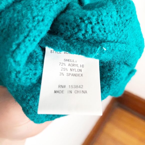 NEW Code x Mode Tres Chic Sweater Size Medium - Picture 6 of 8